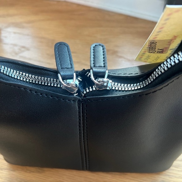 NWT- Aeropostale Black Mini Bag - Picture 5 of 7